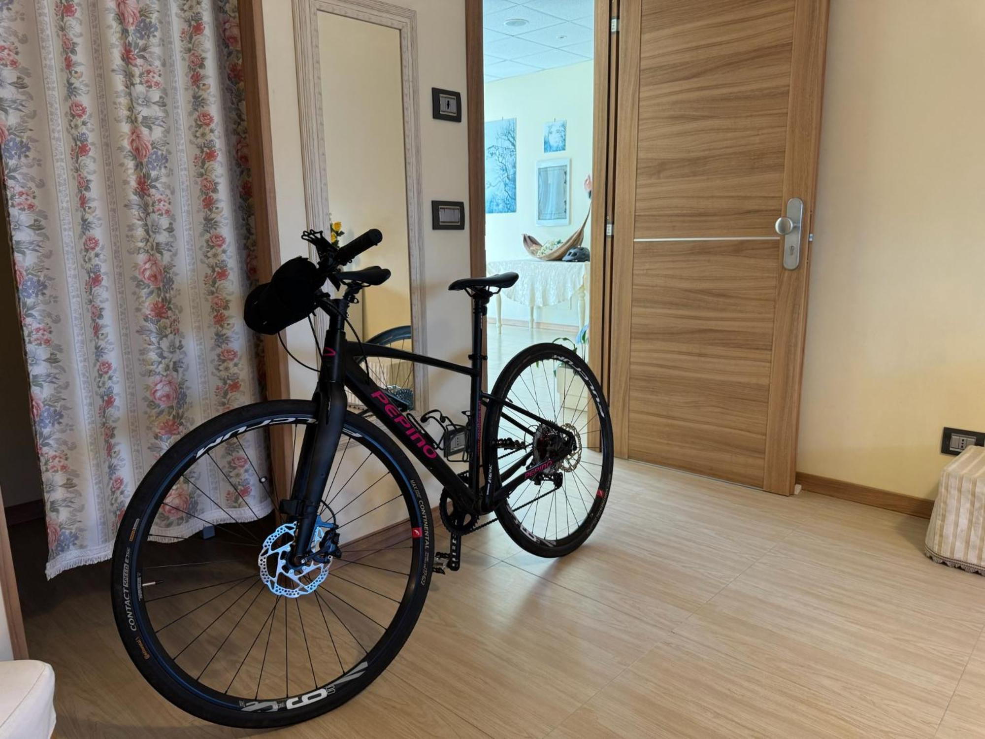 B&B Eremes Cuneo Exterior photo